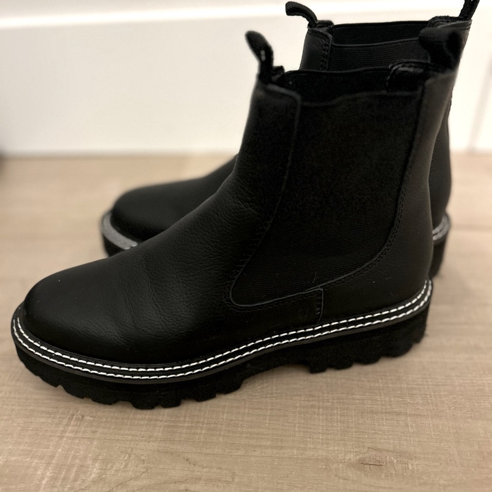 Dolce Vita Moana H2O Chelsea Boot- Black
